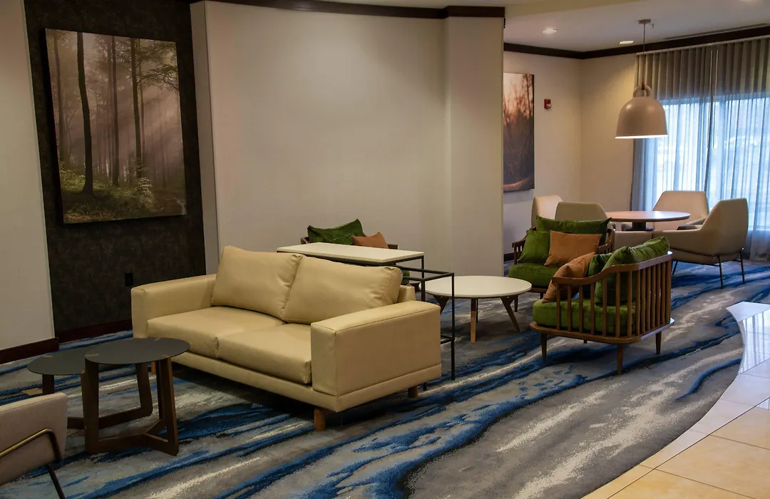 Fairfield Inn & Suites Lewisburg-1